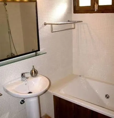 Apartment Rurales Casa De Escudos