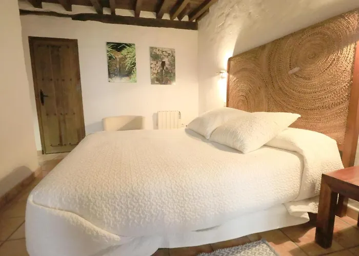 Rurales Casa De Los Escudos Apartment